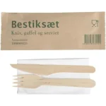 Besticksset trä med servett 400/fp