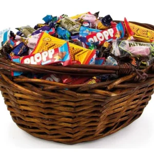 Godis Presentkorg brun inslaget 3,5kg